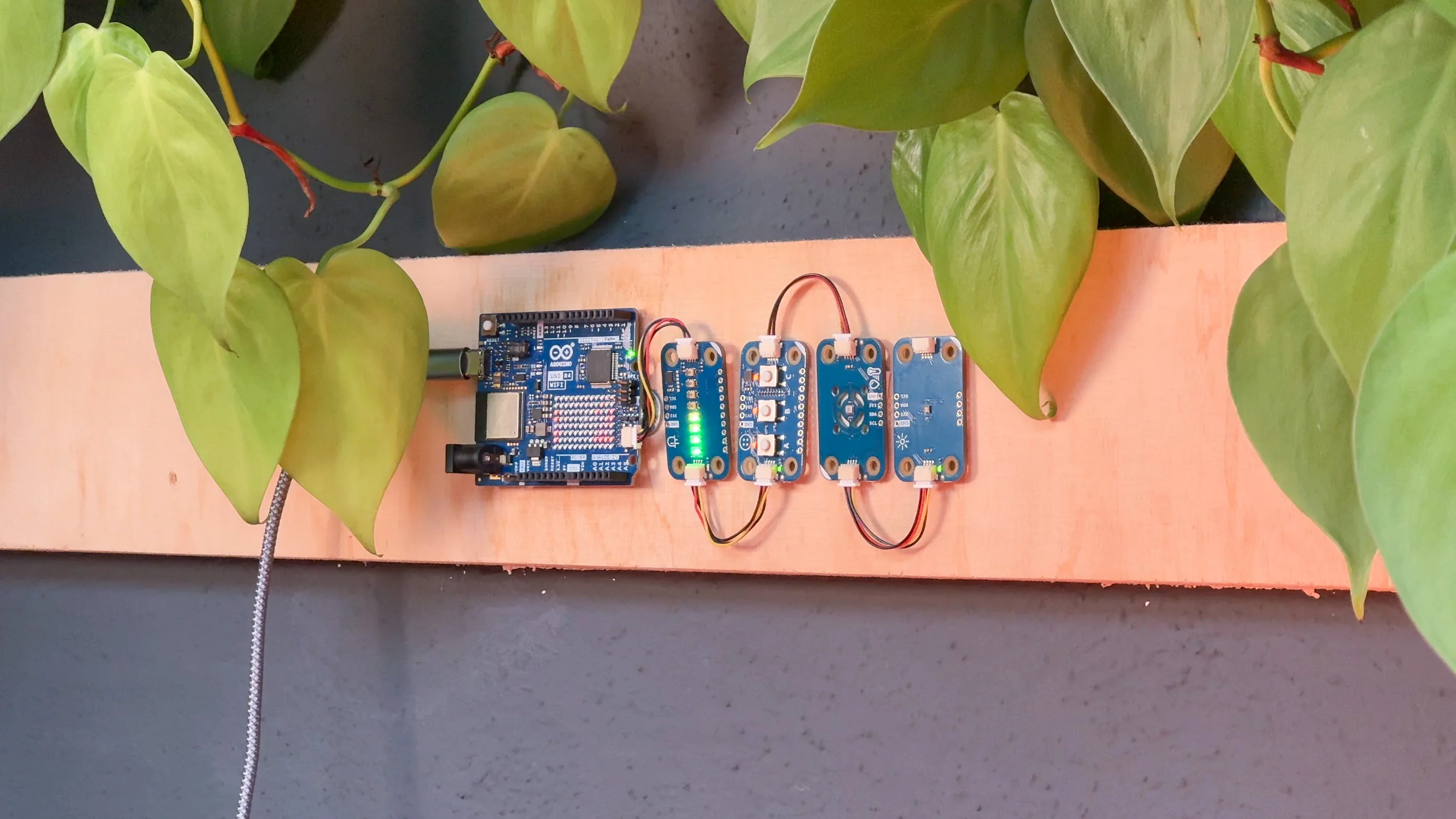Modulino™ Environmental Station Bundle UNO R4 WiFi - Image 7