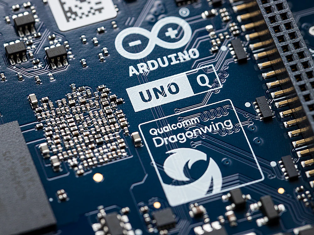 Arduino® UNO™ Q 2GB - Image 7